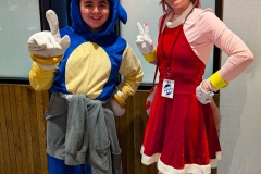 Emily Drouin - Amy Rose Cosplay - Sonic Hedgehog - emilyatplay.com